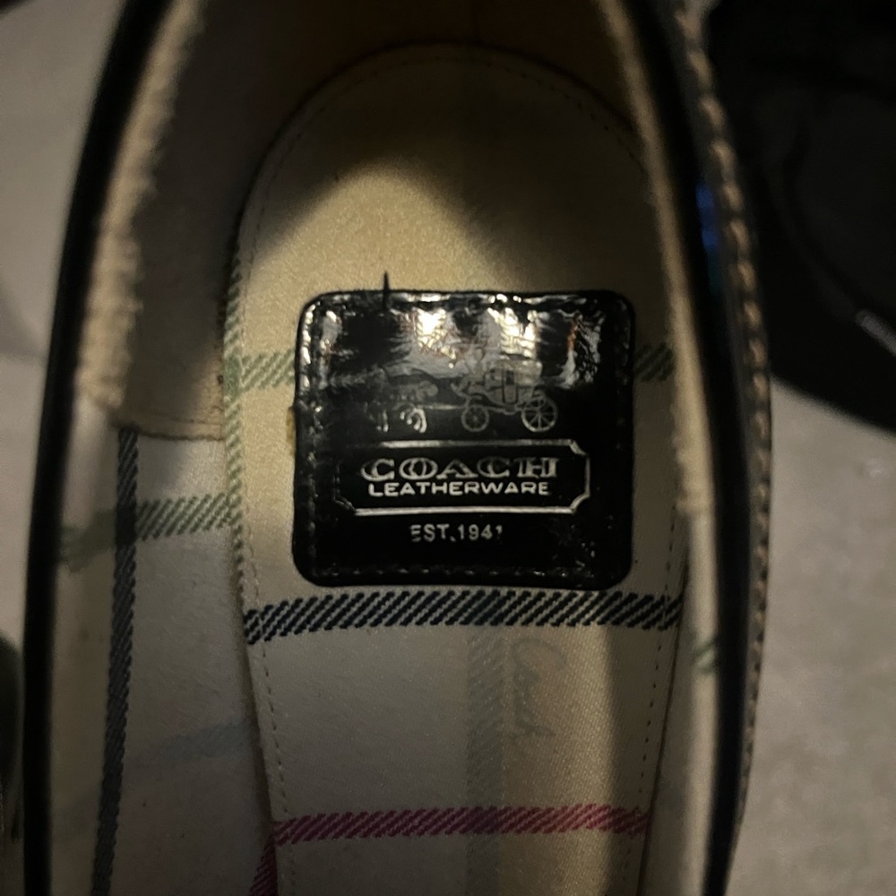Coach Black Patent Leather heeled with gold buckle - Picture 7 of 10